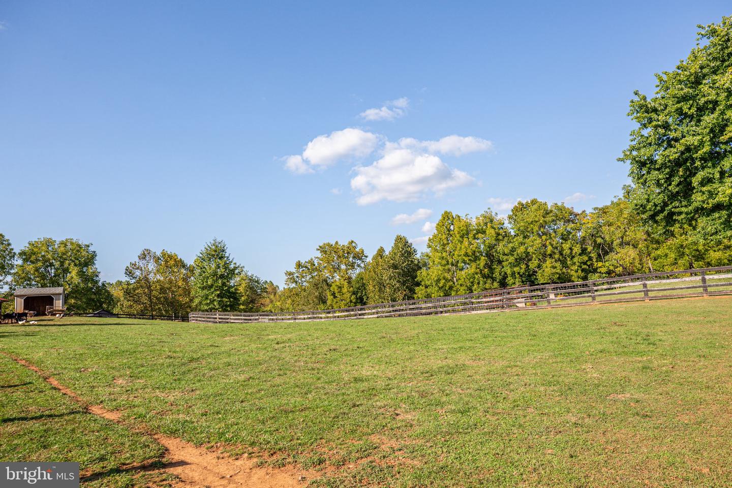 10623 Gravel Road