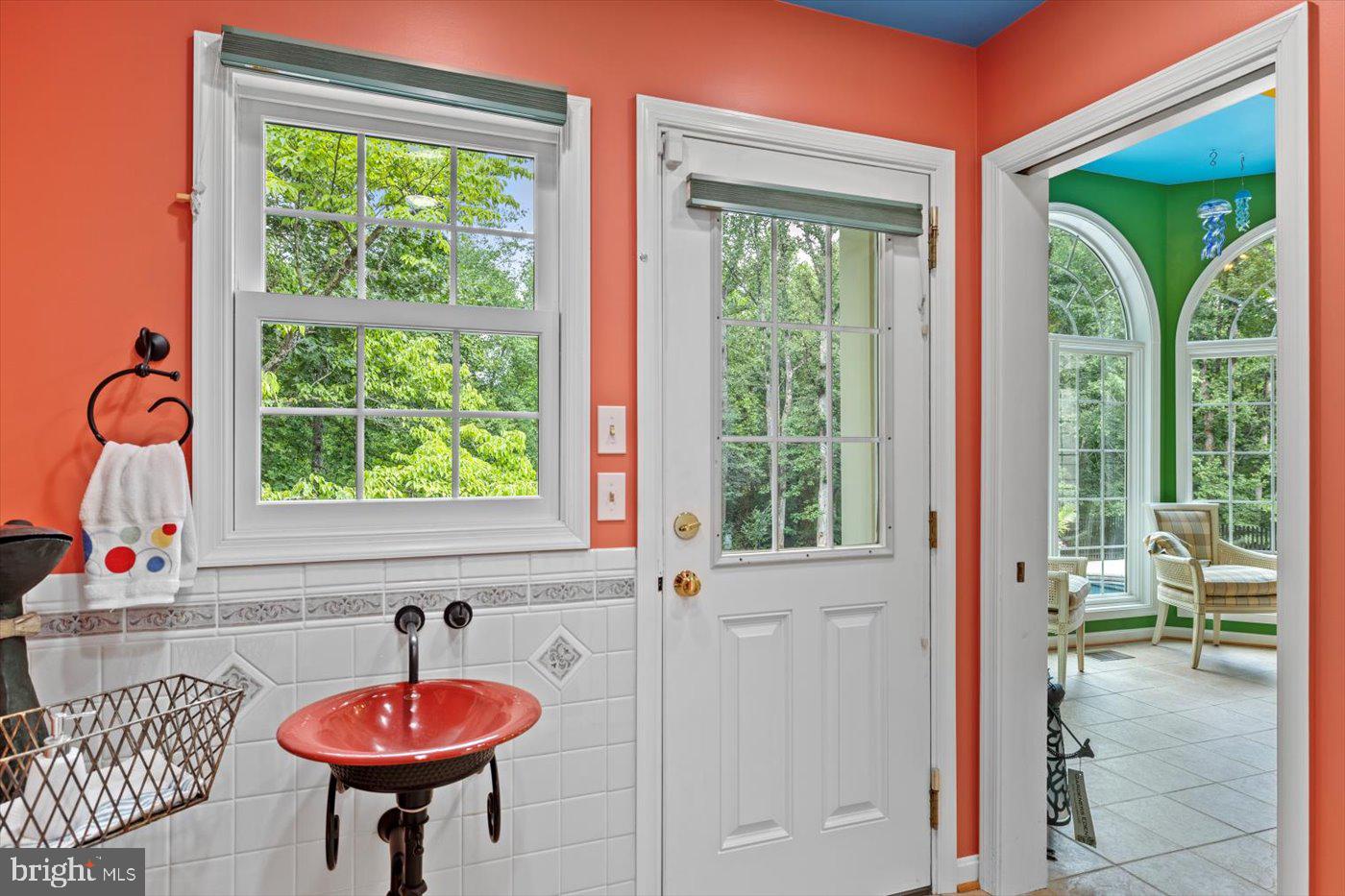 6360 Tennis Ct