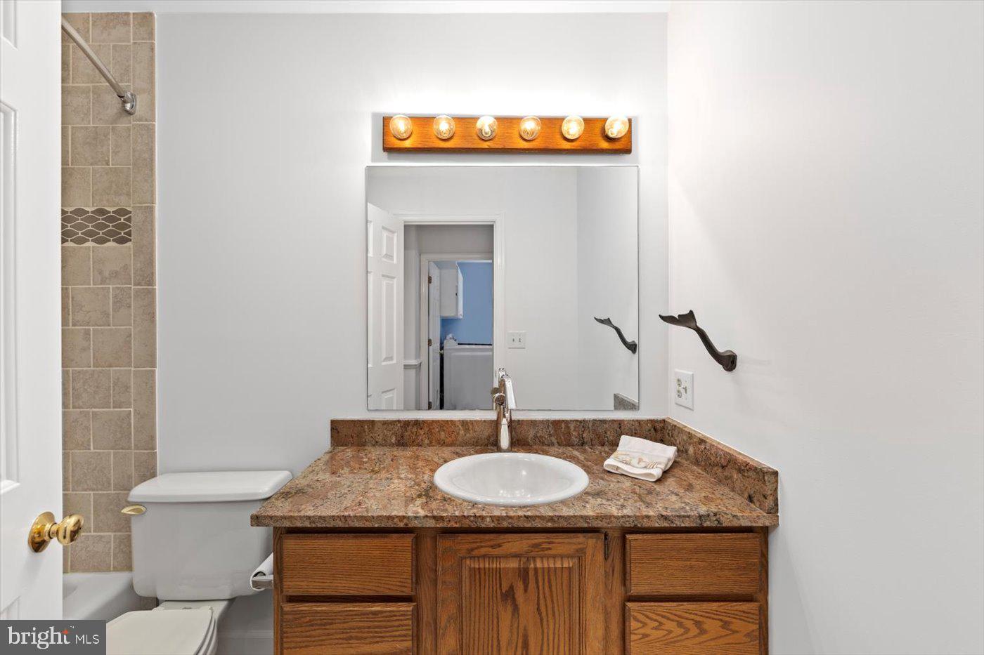 6360 Tennis Ct