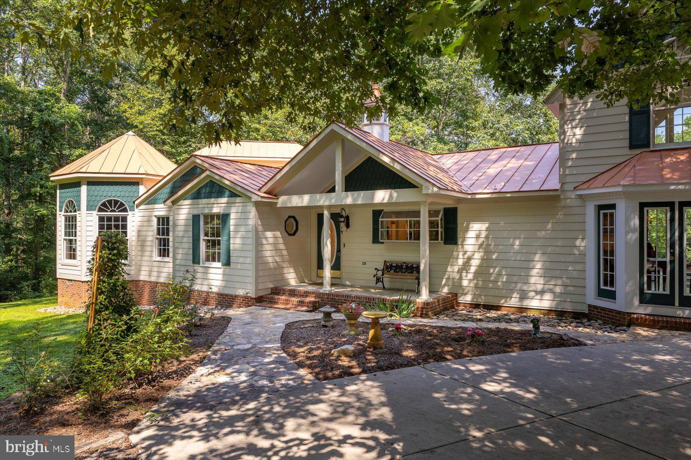 6360 Tennis Ct