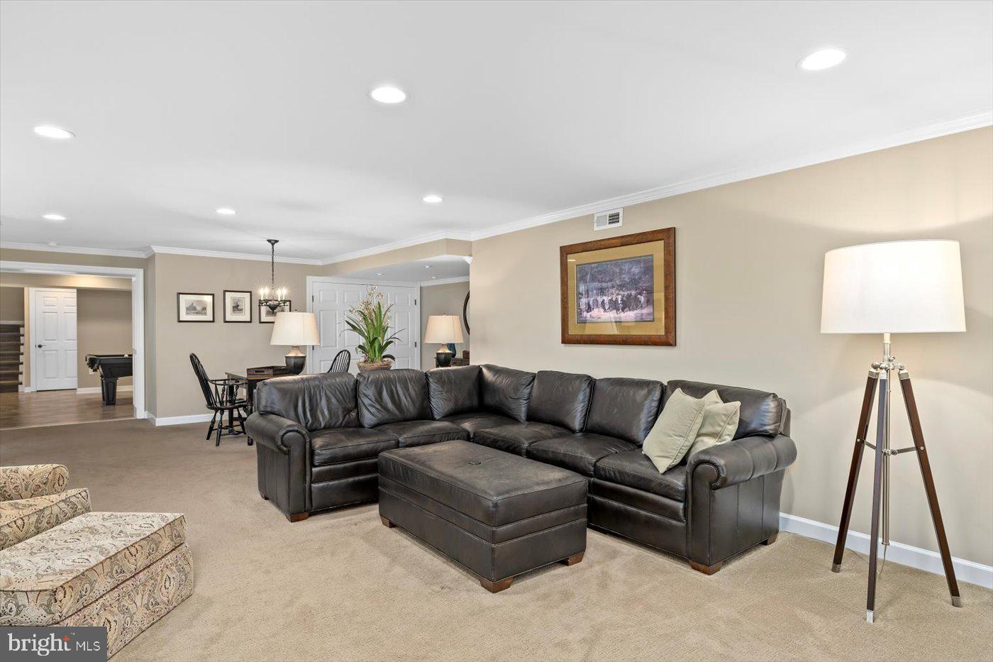 10042 Cedar Spring Ln