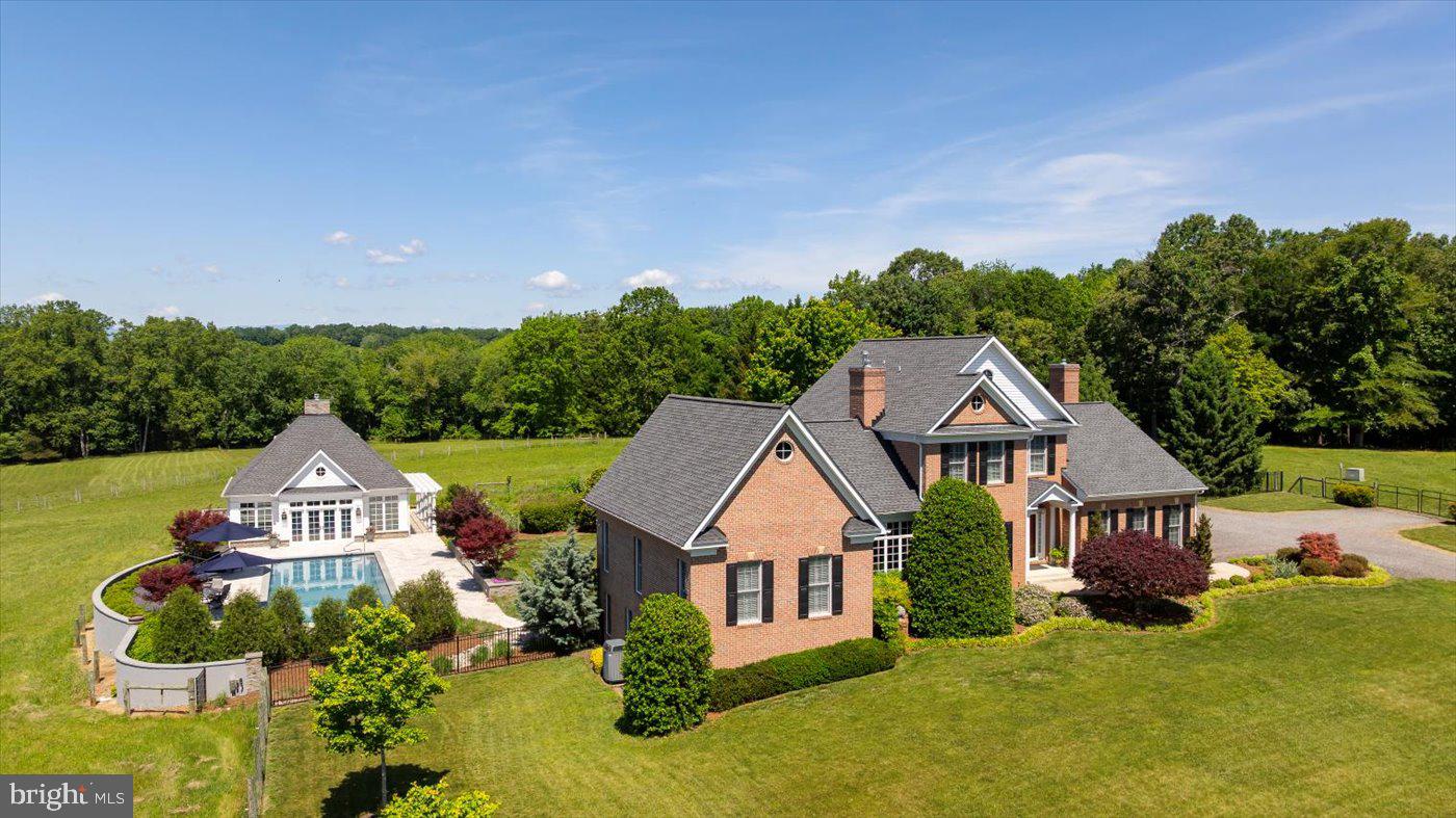 10042 Cedar Spring Ln