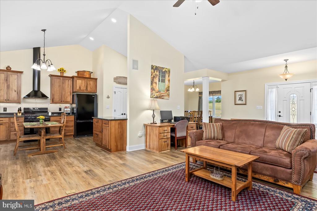 14363 CLARK MEADOW