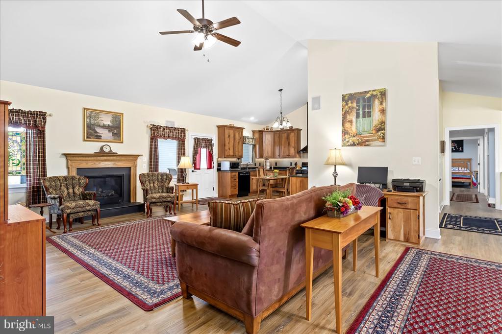 14363 CLARK MEADOW
