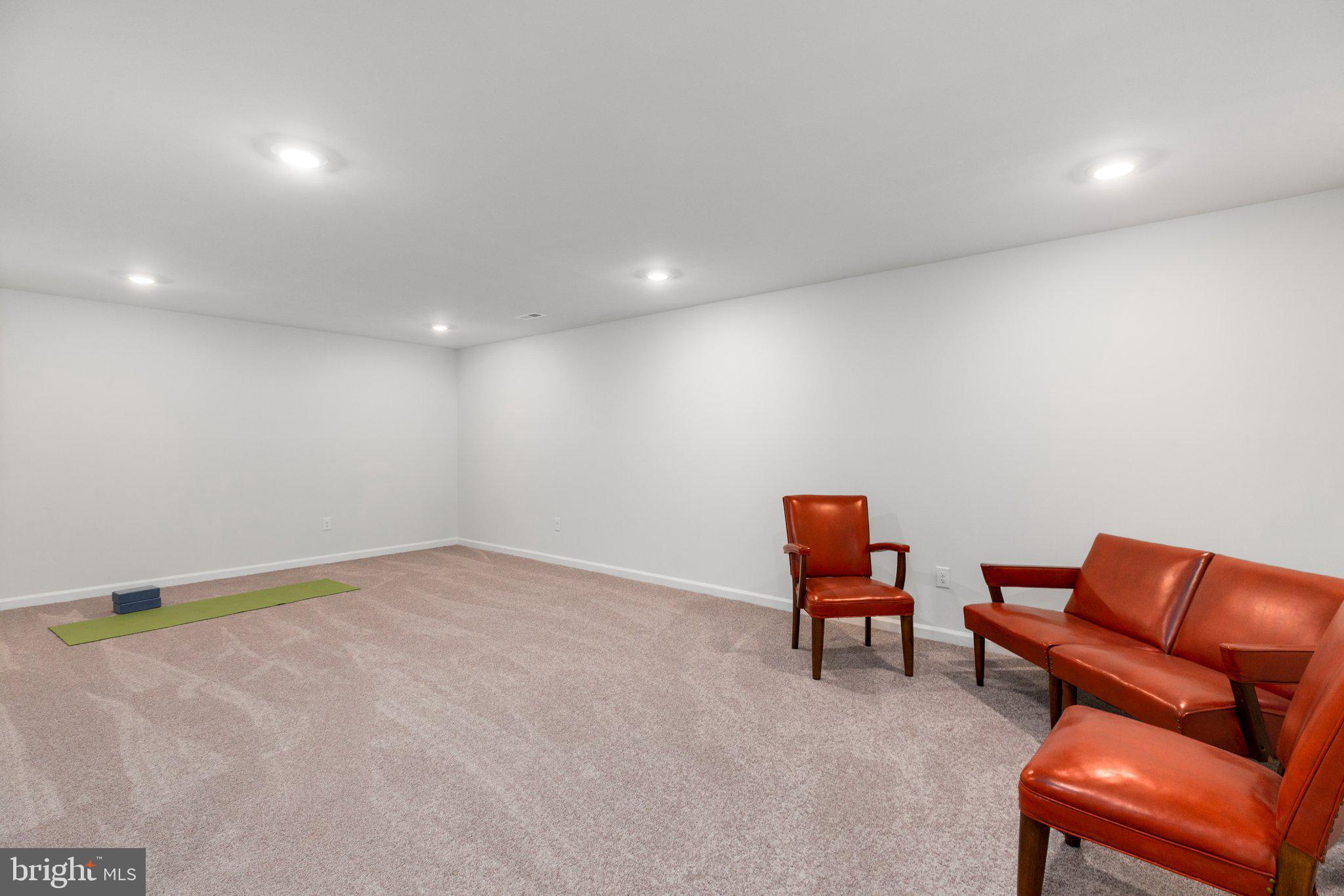 7128 John Marshall MEWS