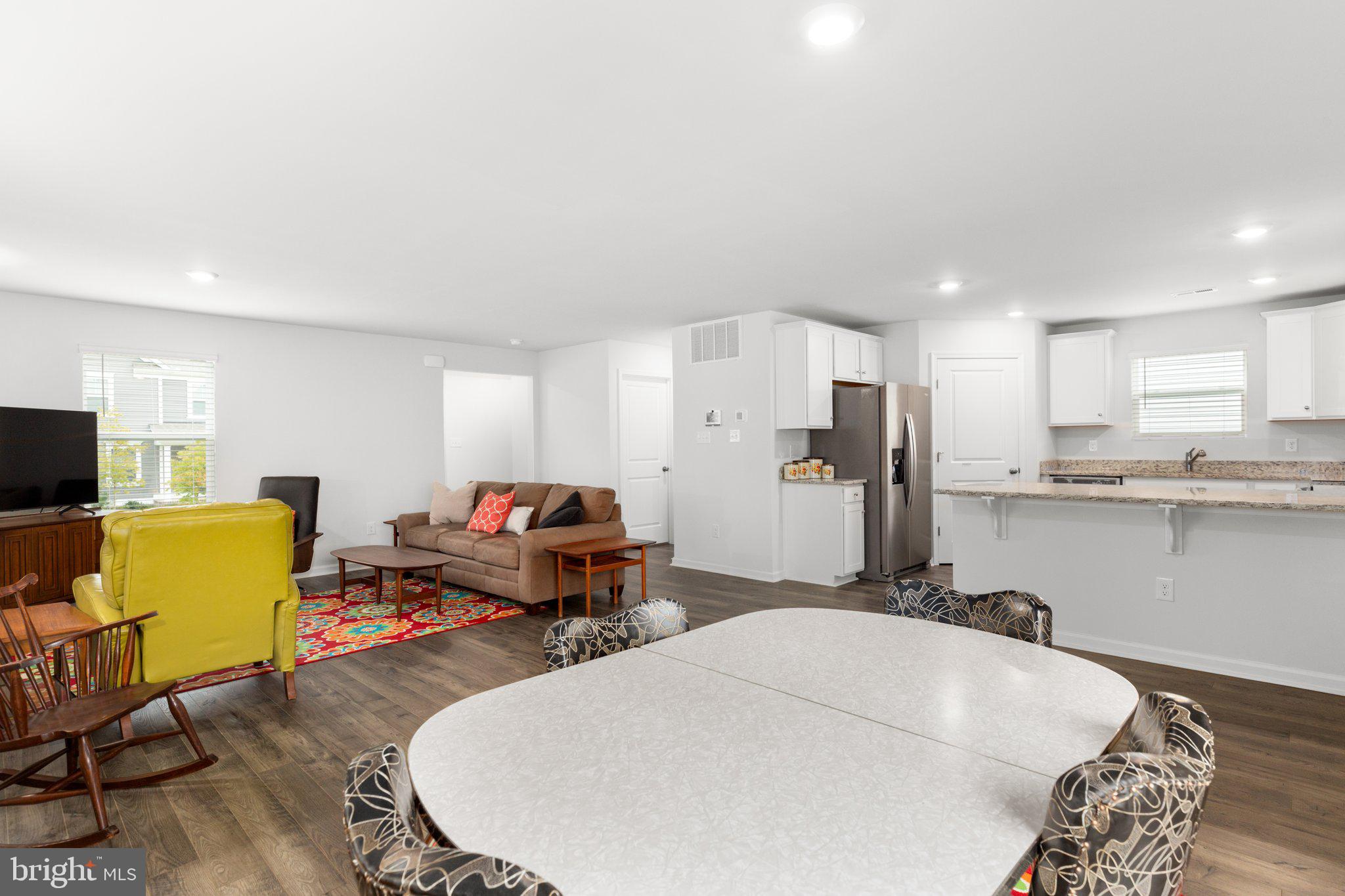 7128 John Marshall MEWS
