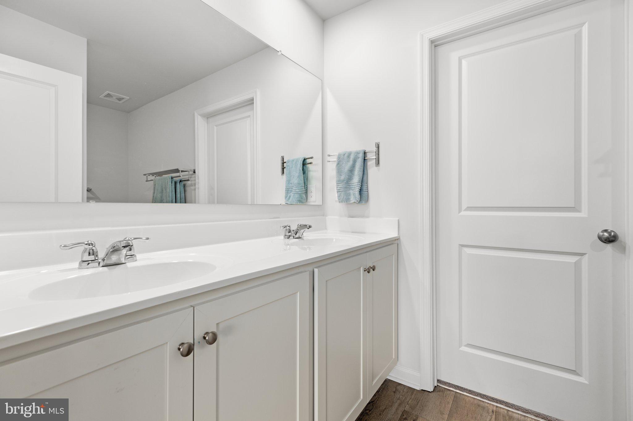 7128 John Marshall MEWS