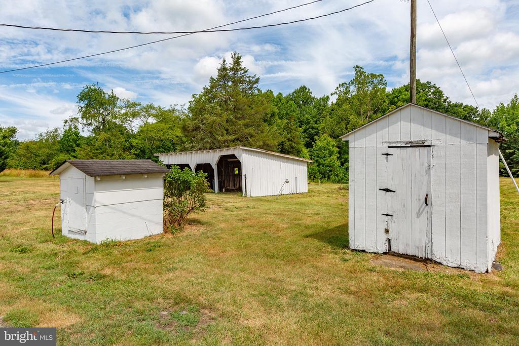 9319 Stonewall Jackson Rd