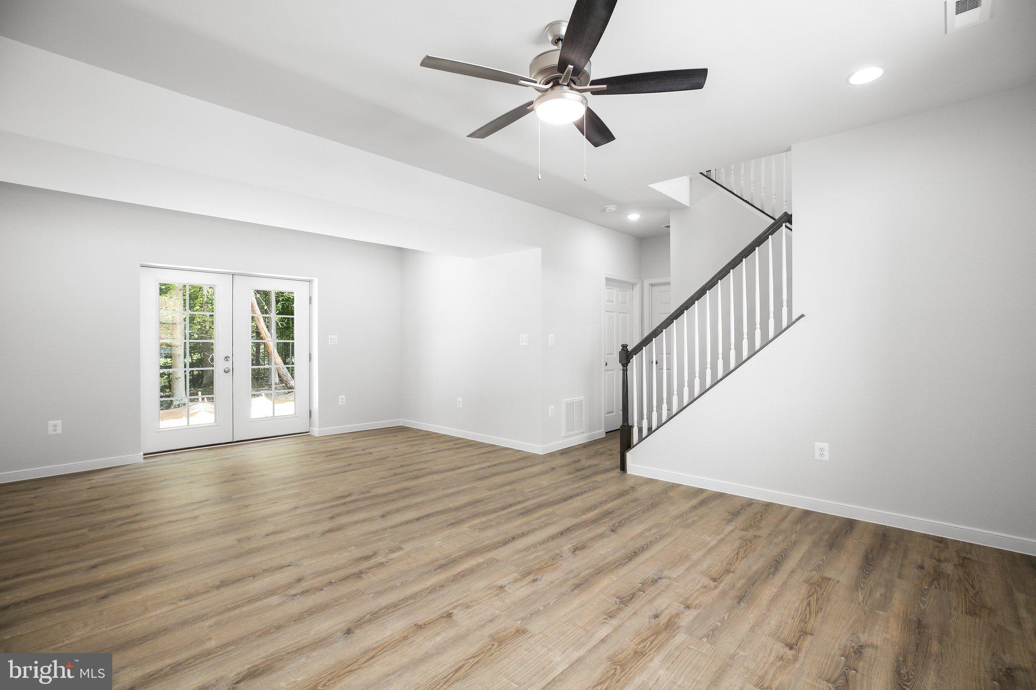 14 Johnson Dr