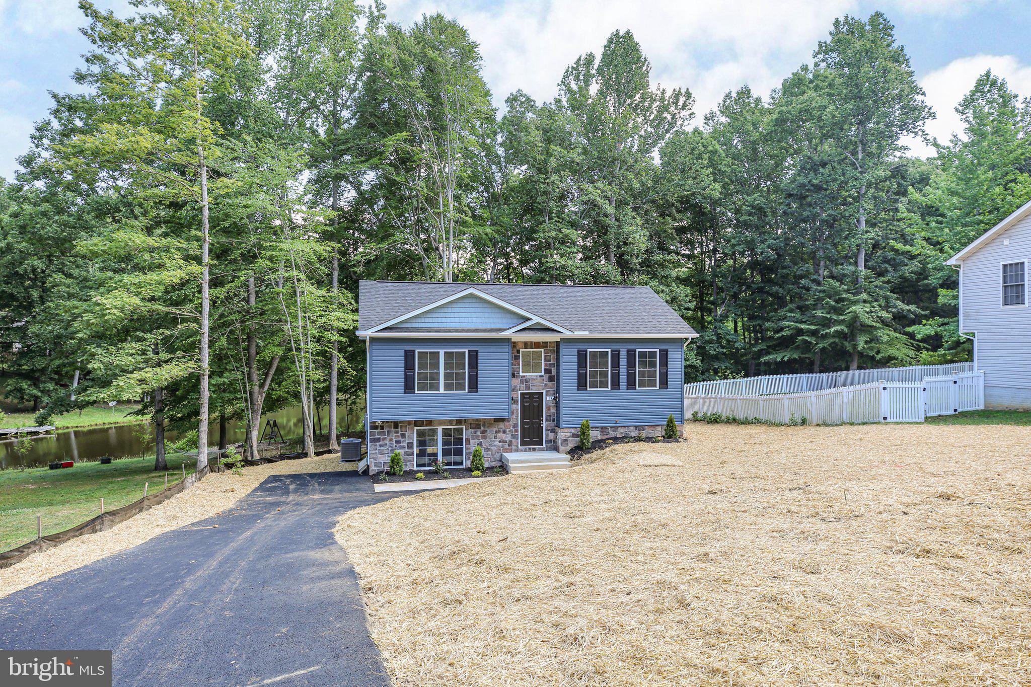 14 Johnson Dr