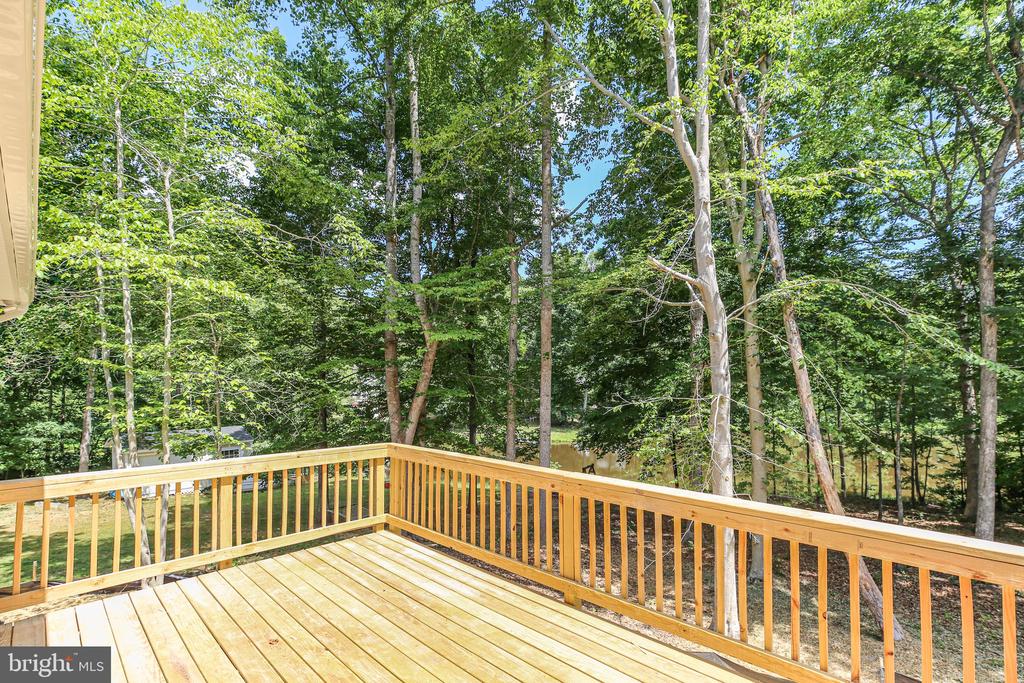 14 Johnson Dr