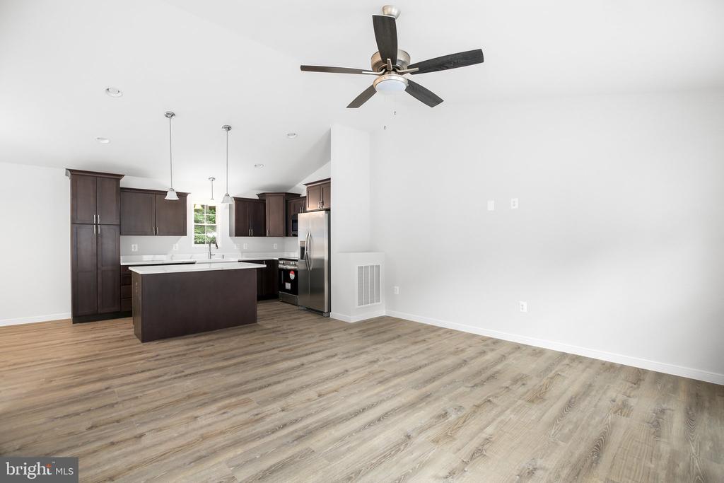 14 Johnson Dr