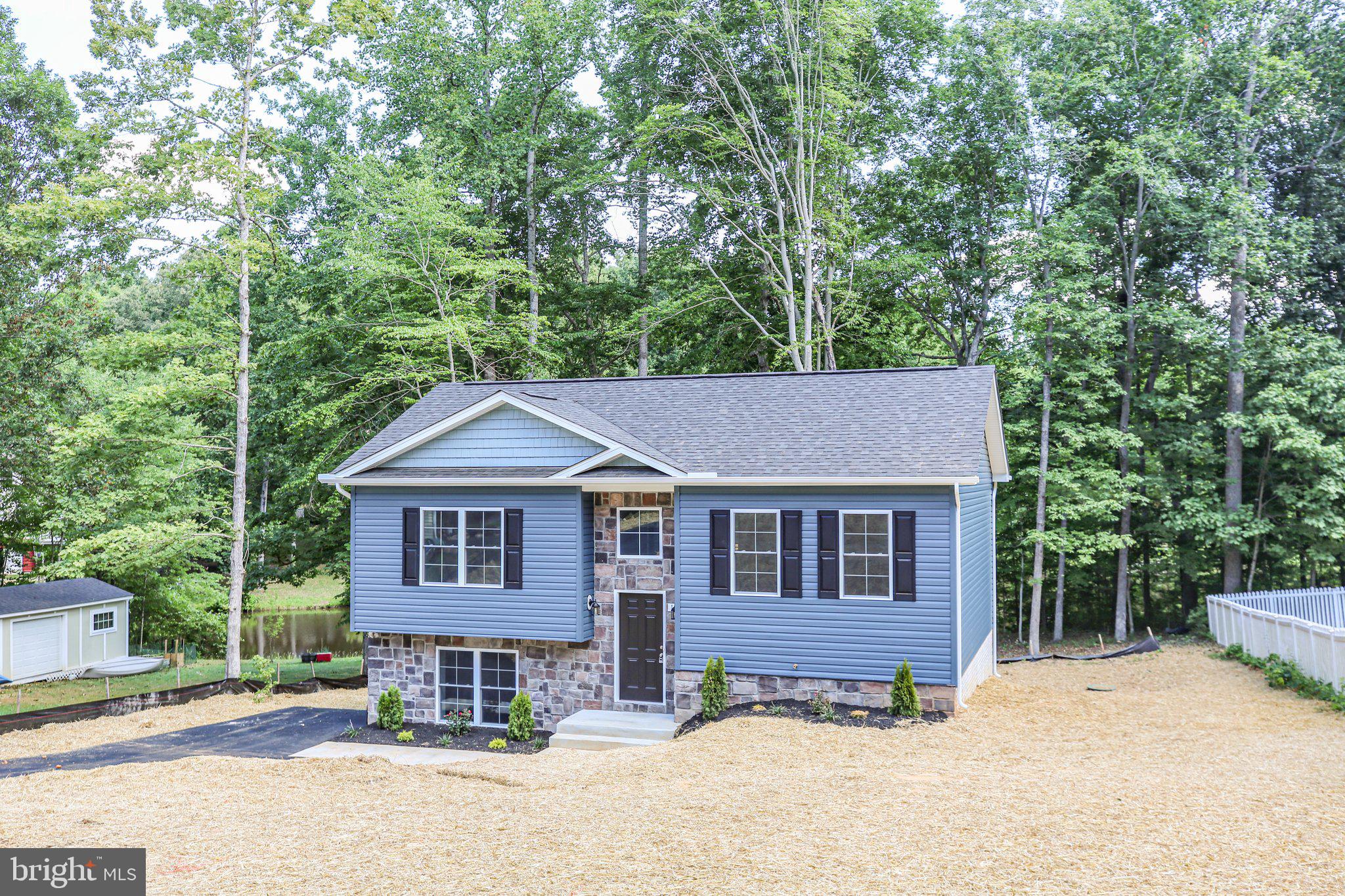 14 Johnson Dr