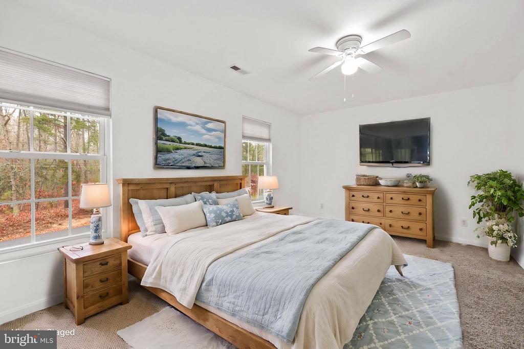 105 WAVERLY DRIVE