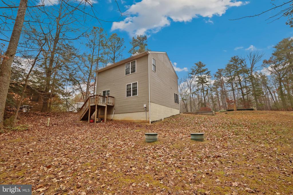 105 WAVERLY DRIVE