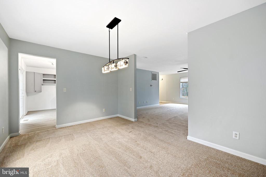 105 WAVERLY DRIVE