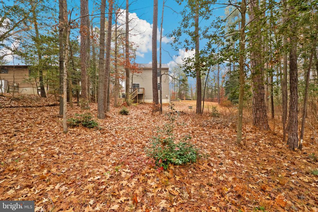 105 WAVERLY DRIVE
