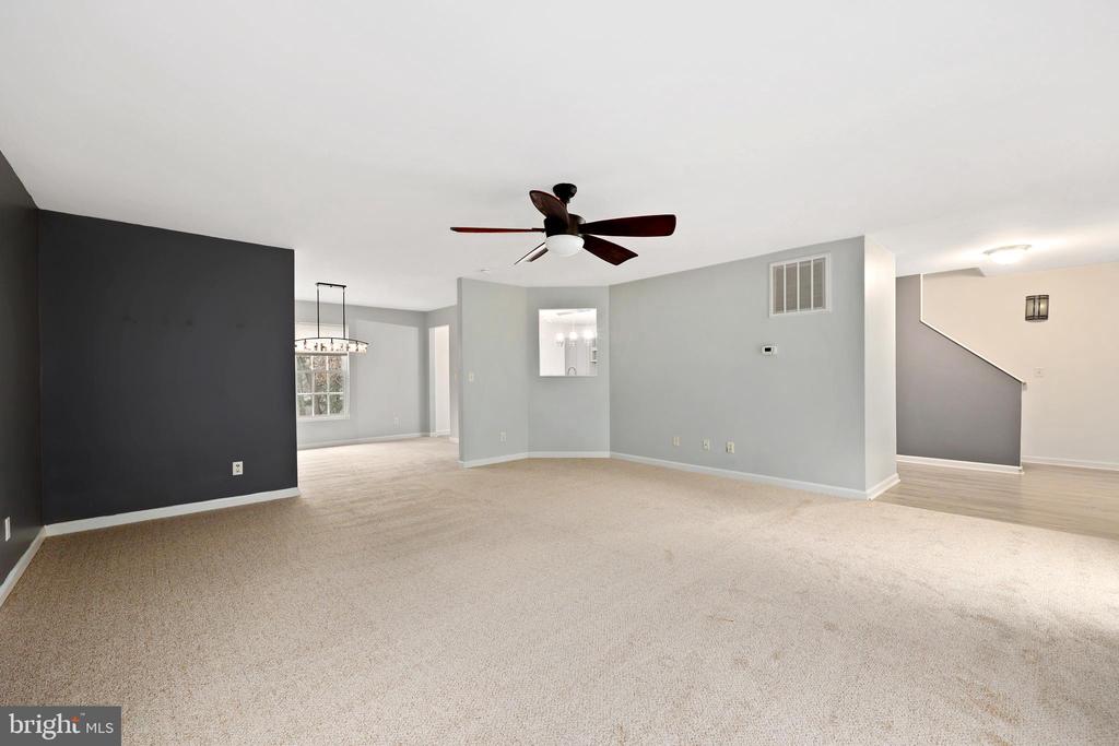 105 WAVERLY DRIVE