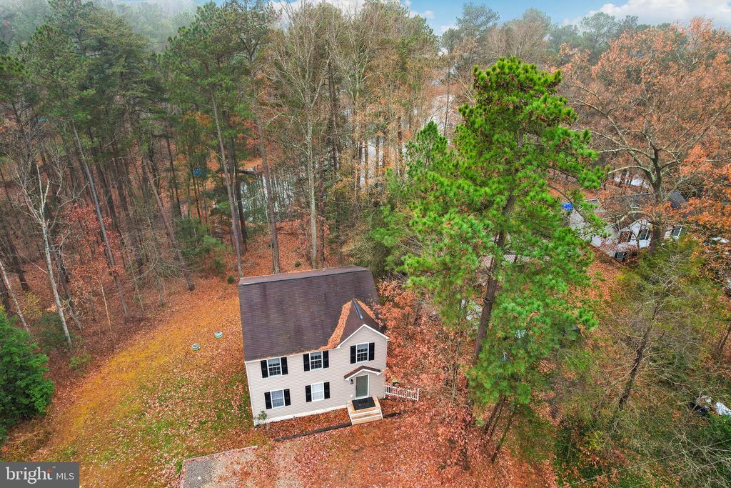 105 WAVERLY DRIVE