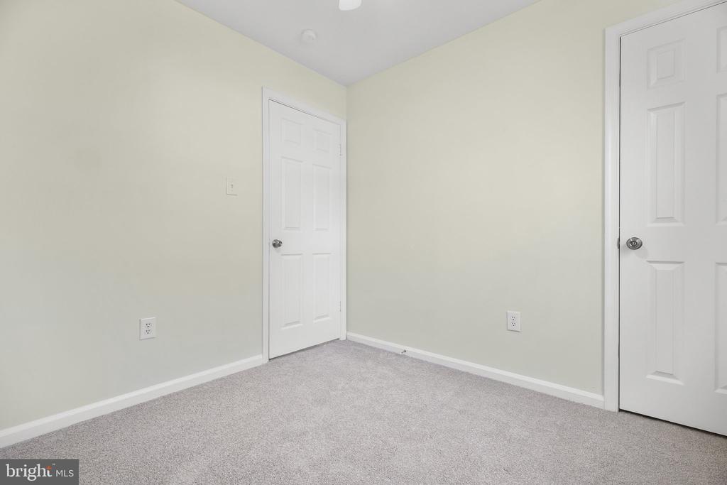 2414 Quail Oak Dr