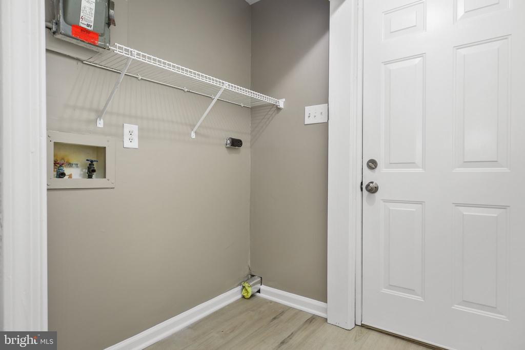2414 Quail Oak Dr