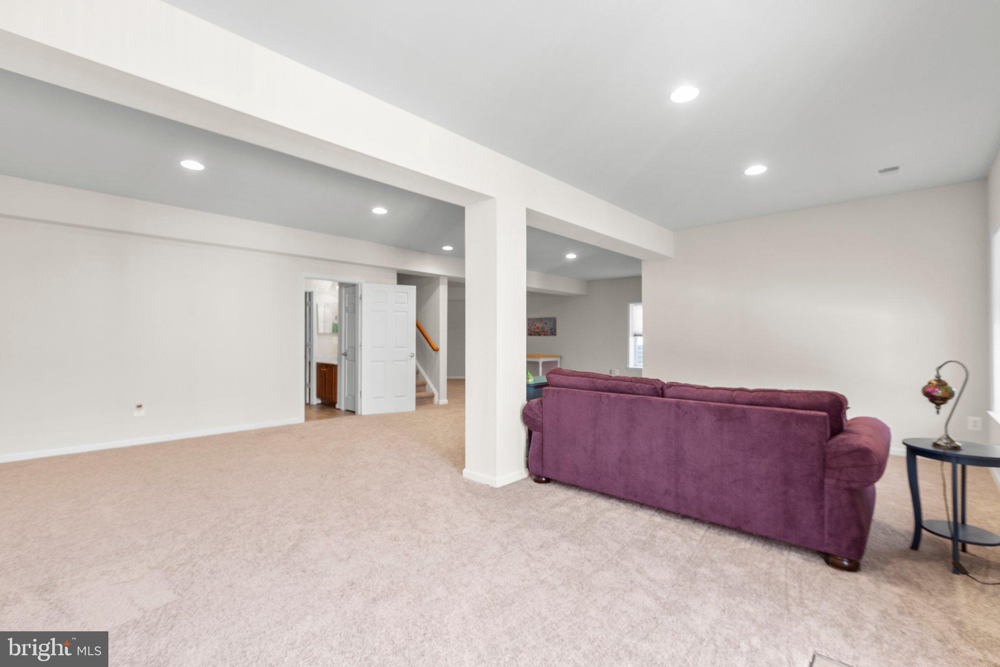 7287 Legacy Ln