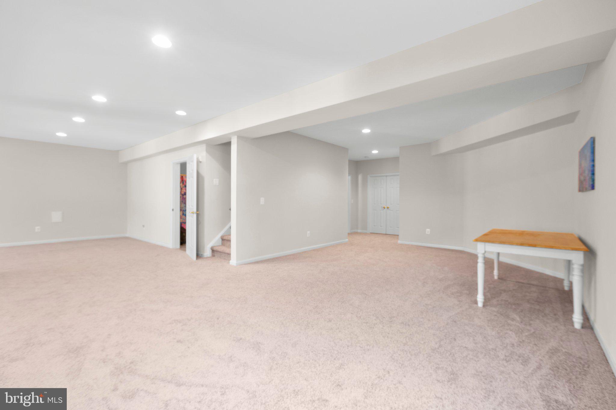 7287 Legacy Ln