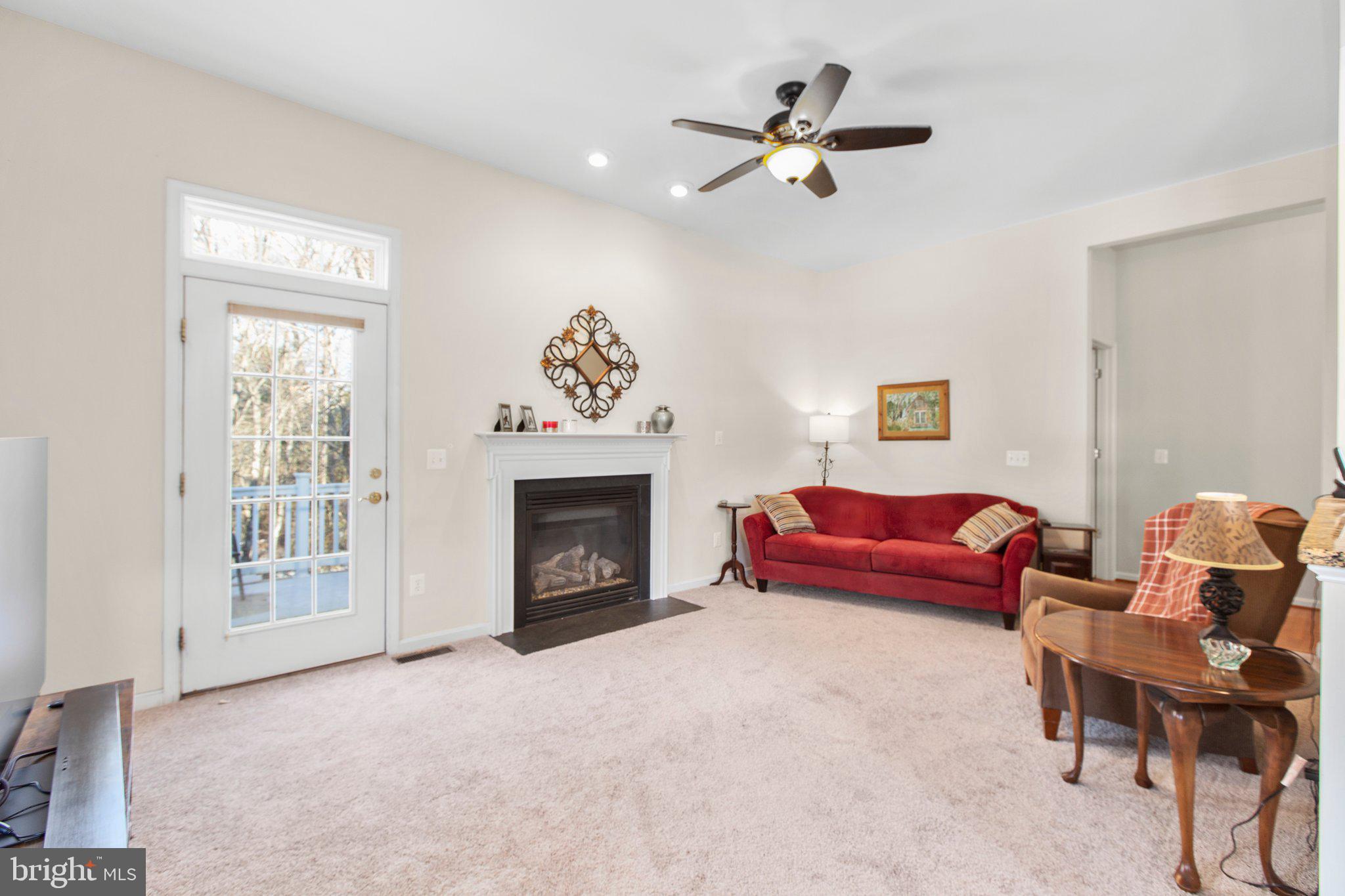 7287 Legacy Ln