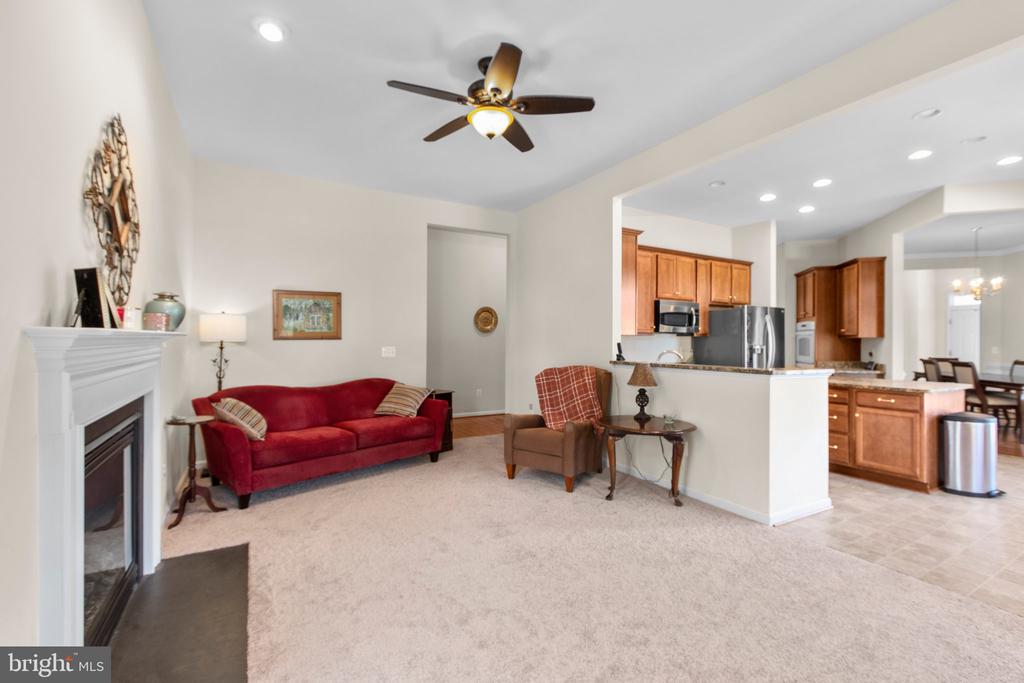7287 Legacy Ln