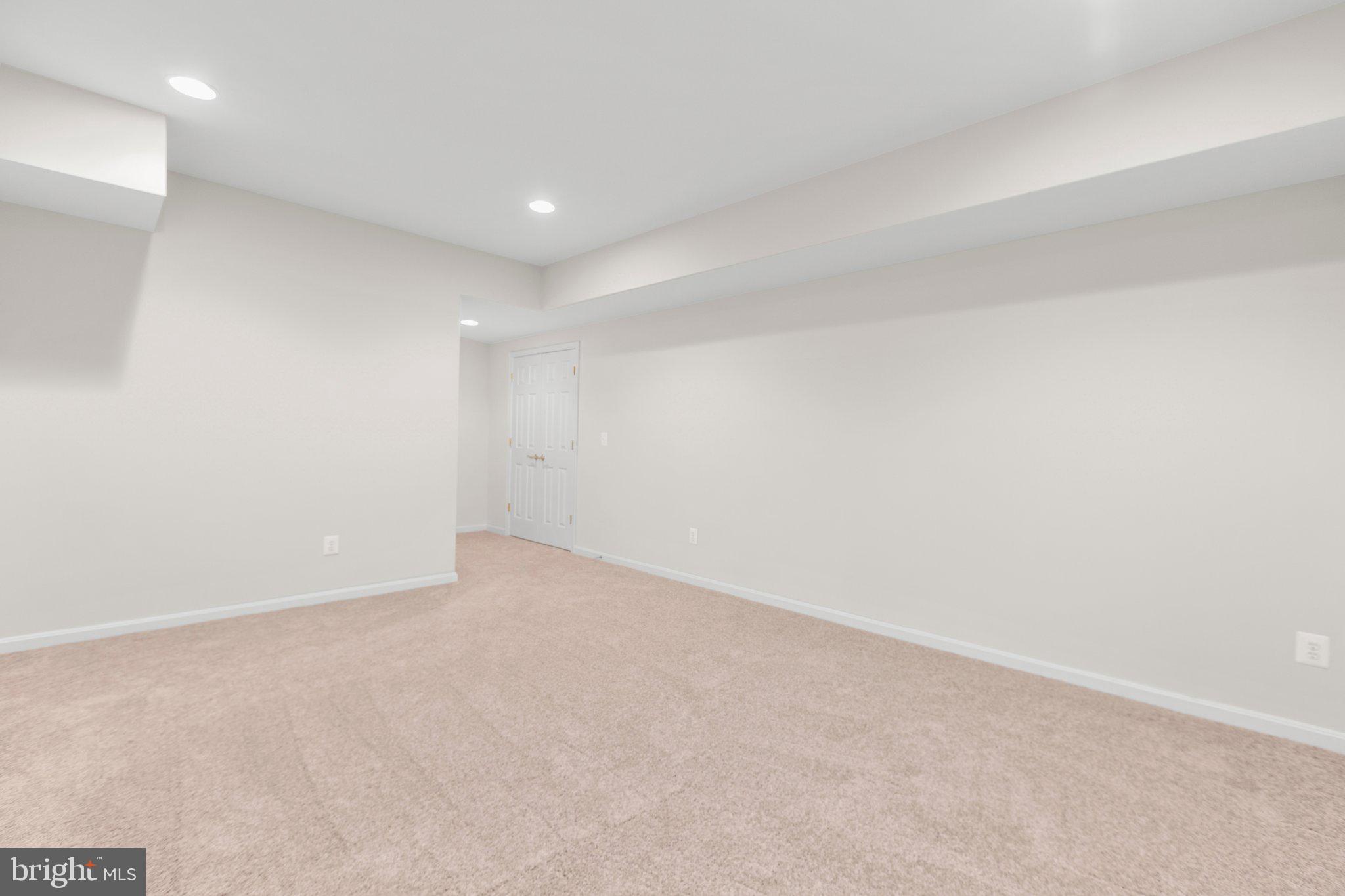 7287 Legacy Ln