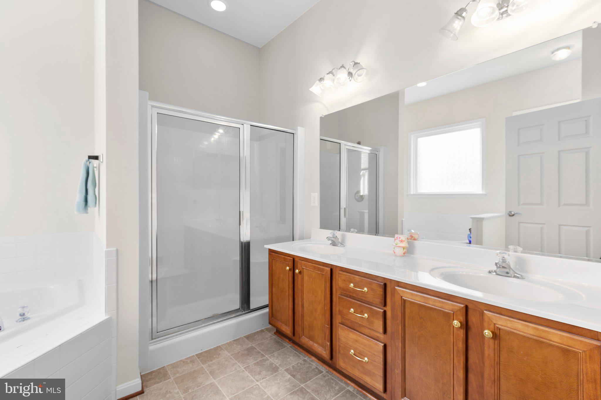 7287 Legacy Ln