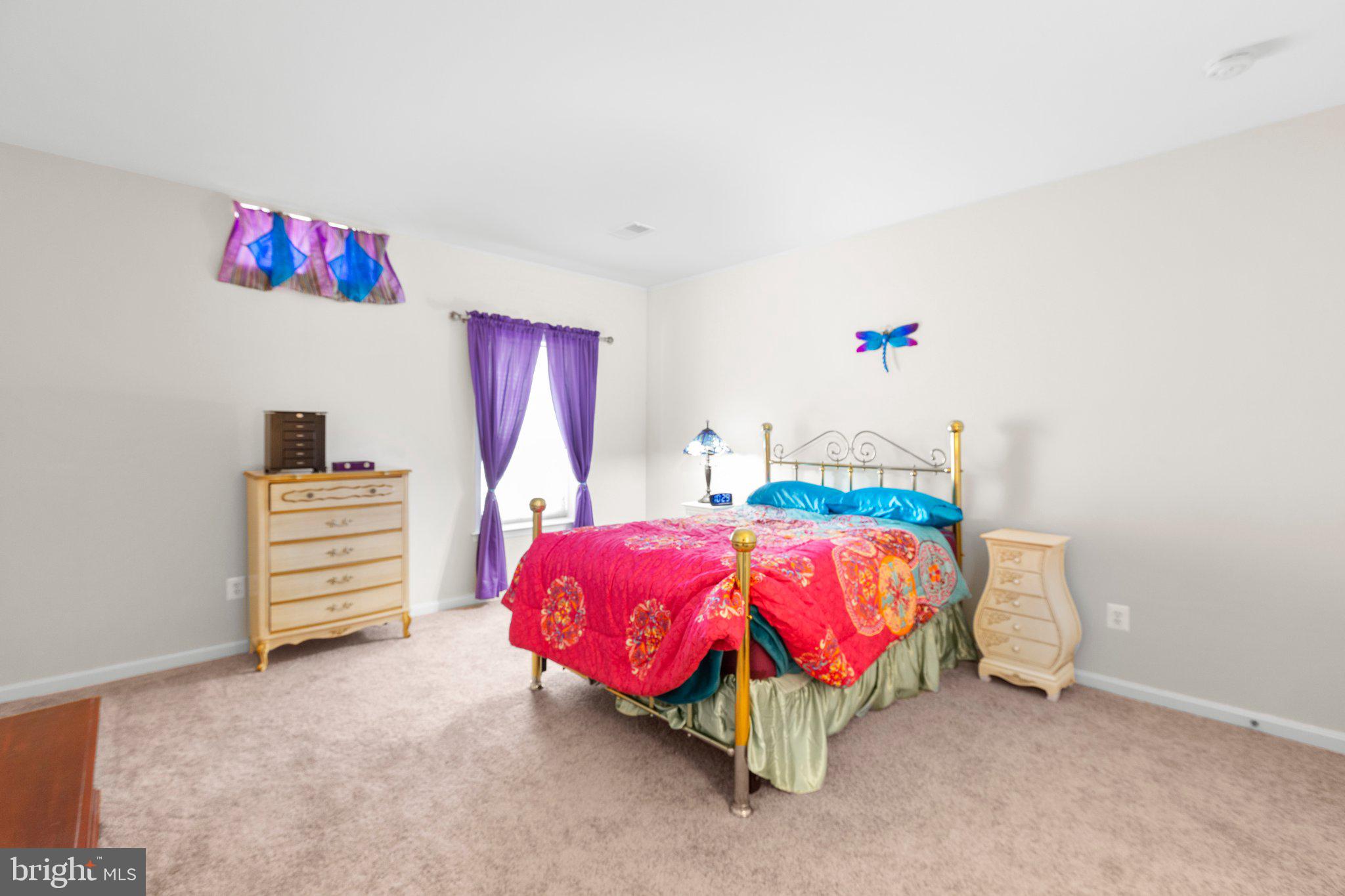 7287 Legacy Ln