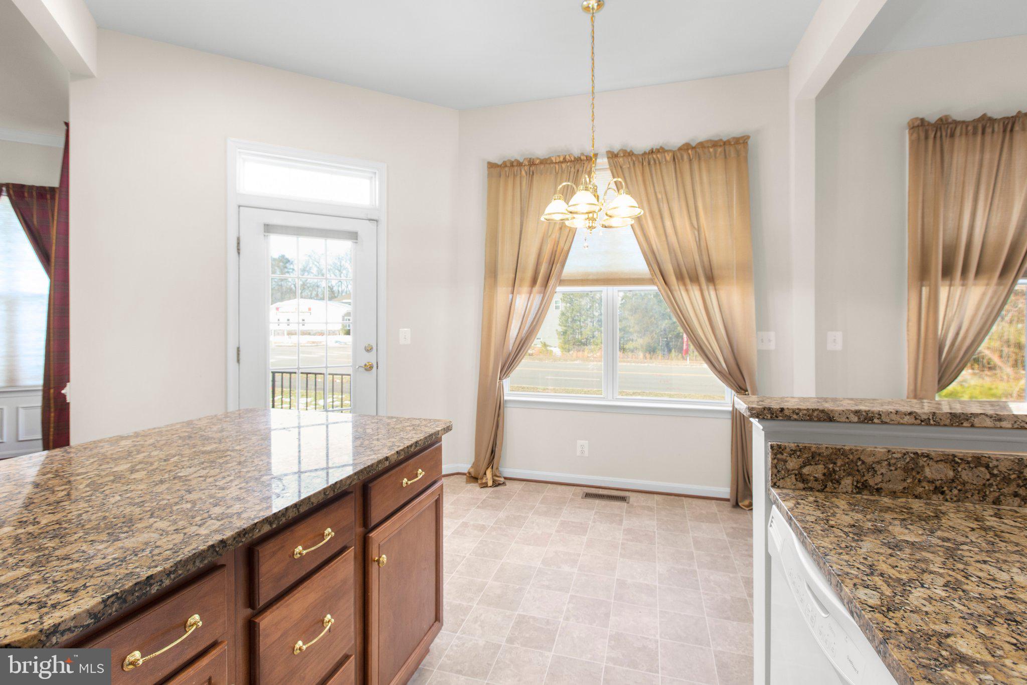 7287 Legacy Ln