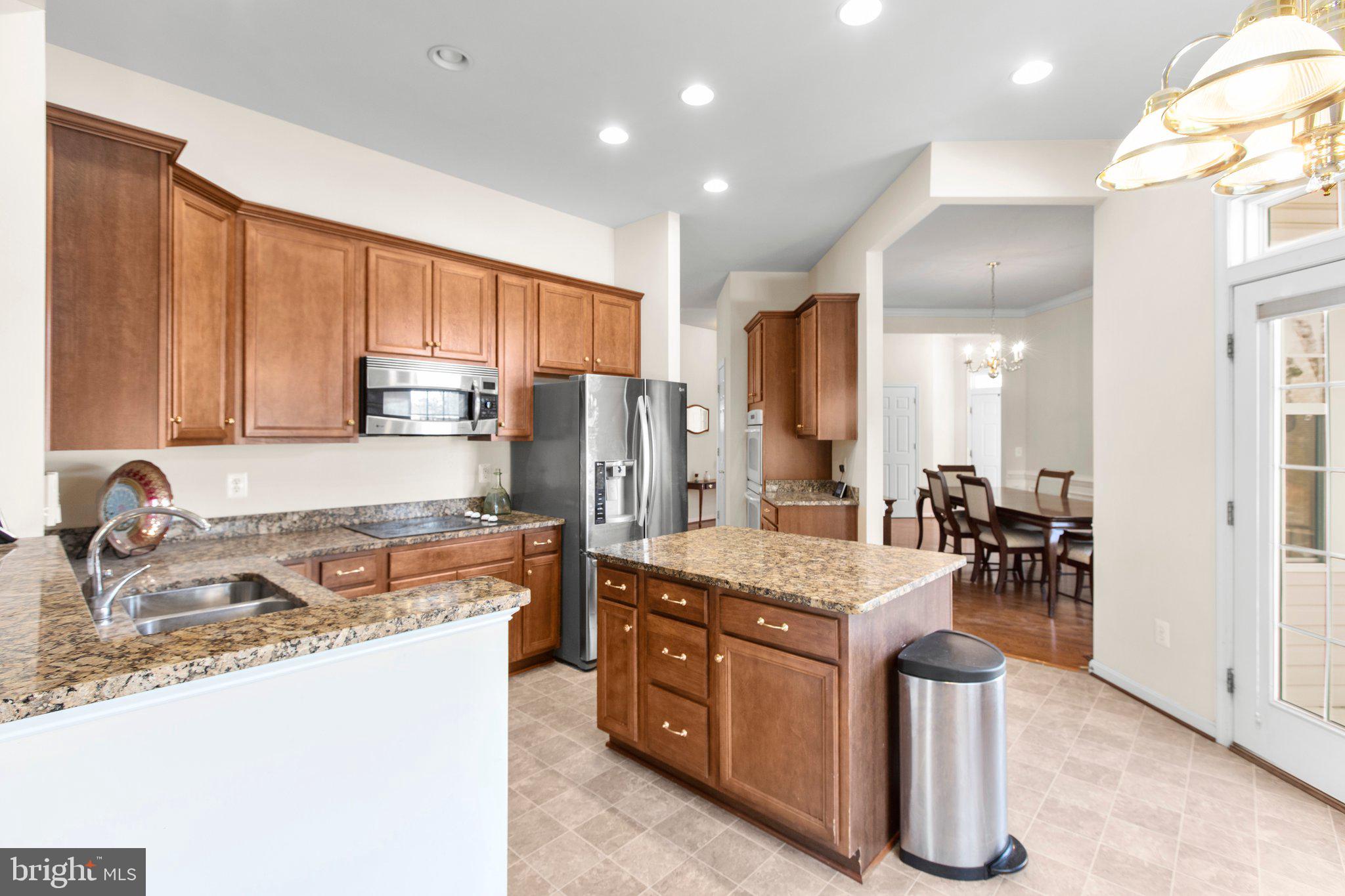 7287 Legacy Ln