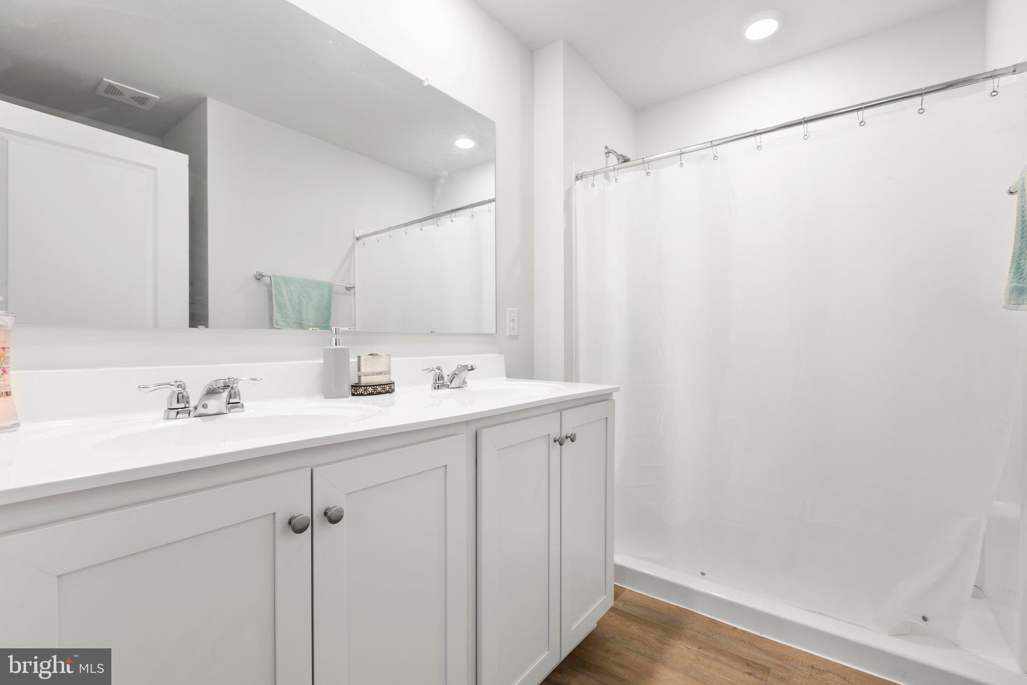 7134 JOHN MARSHALL MEWS