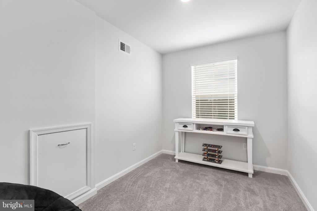 7134 JOHN MARSHALL MEWS