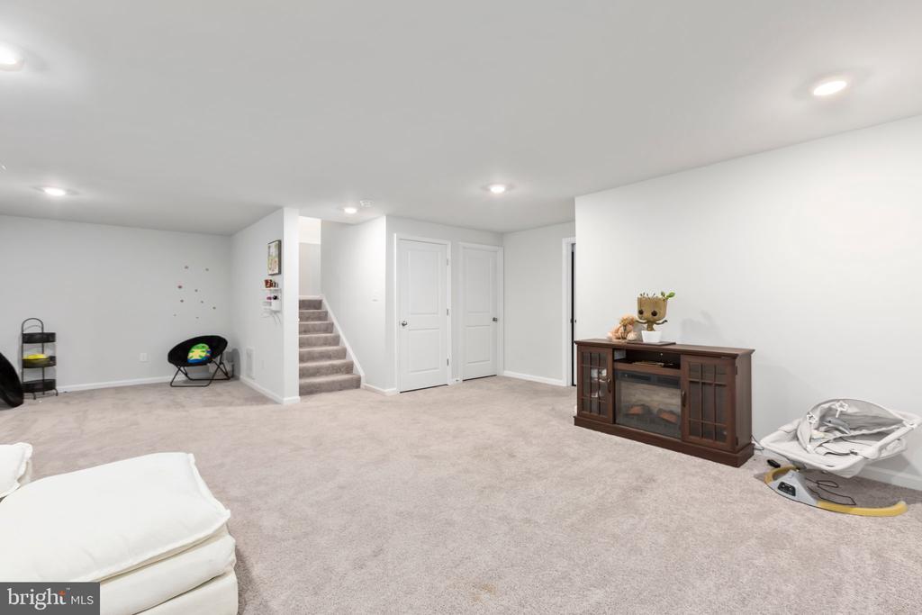 7134 JOHN MARSHALL MEWS