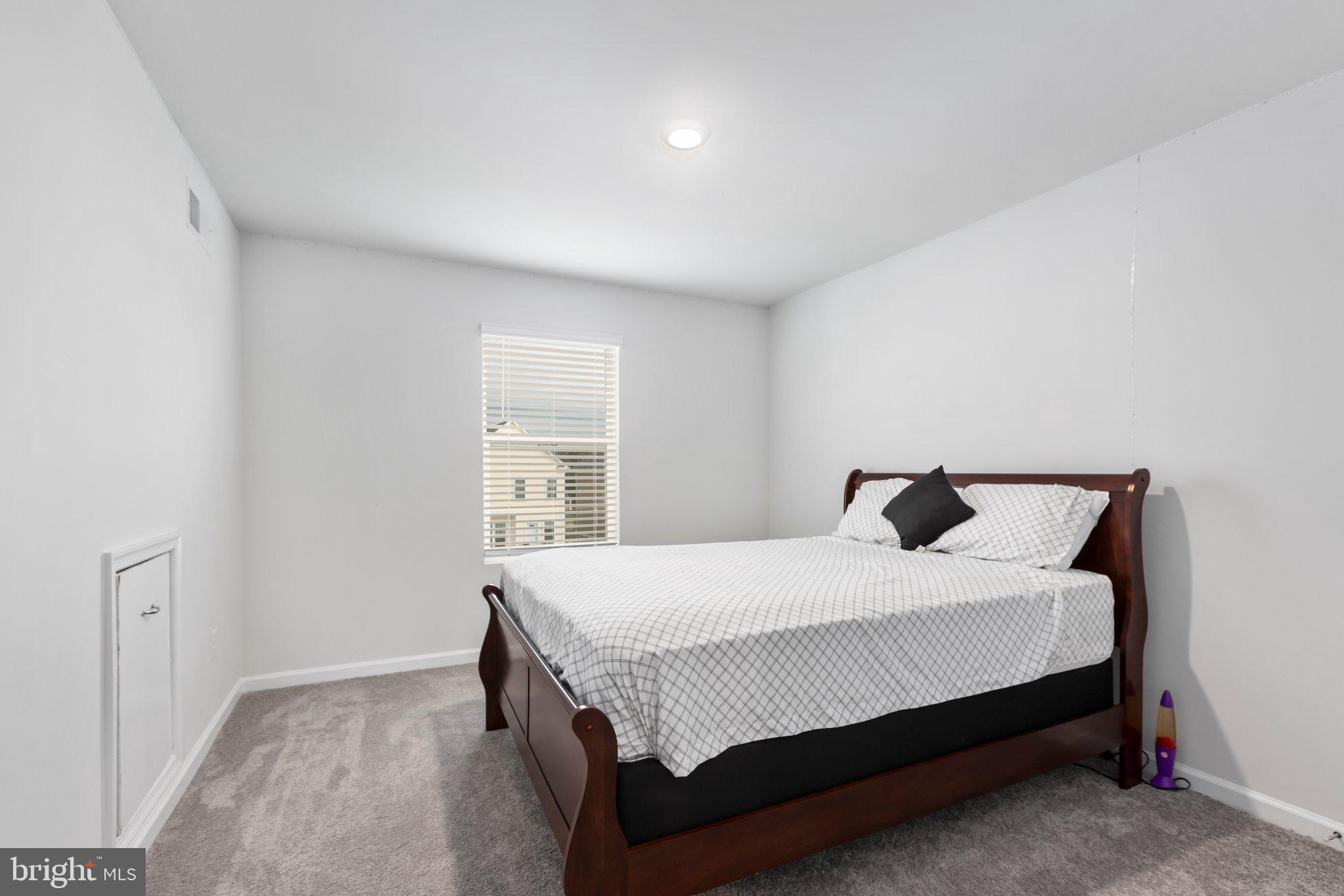 7134 JOHN MARSHALL MEWS