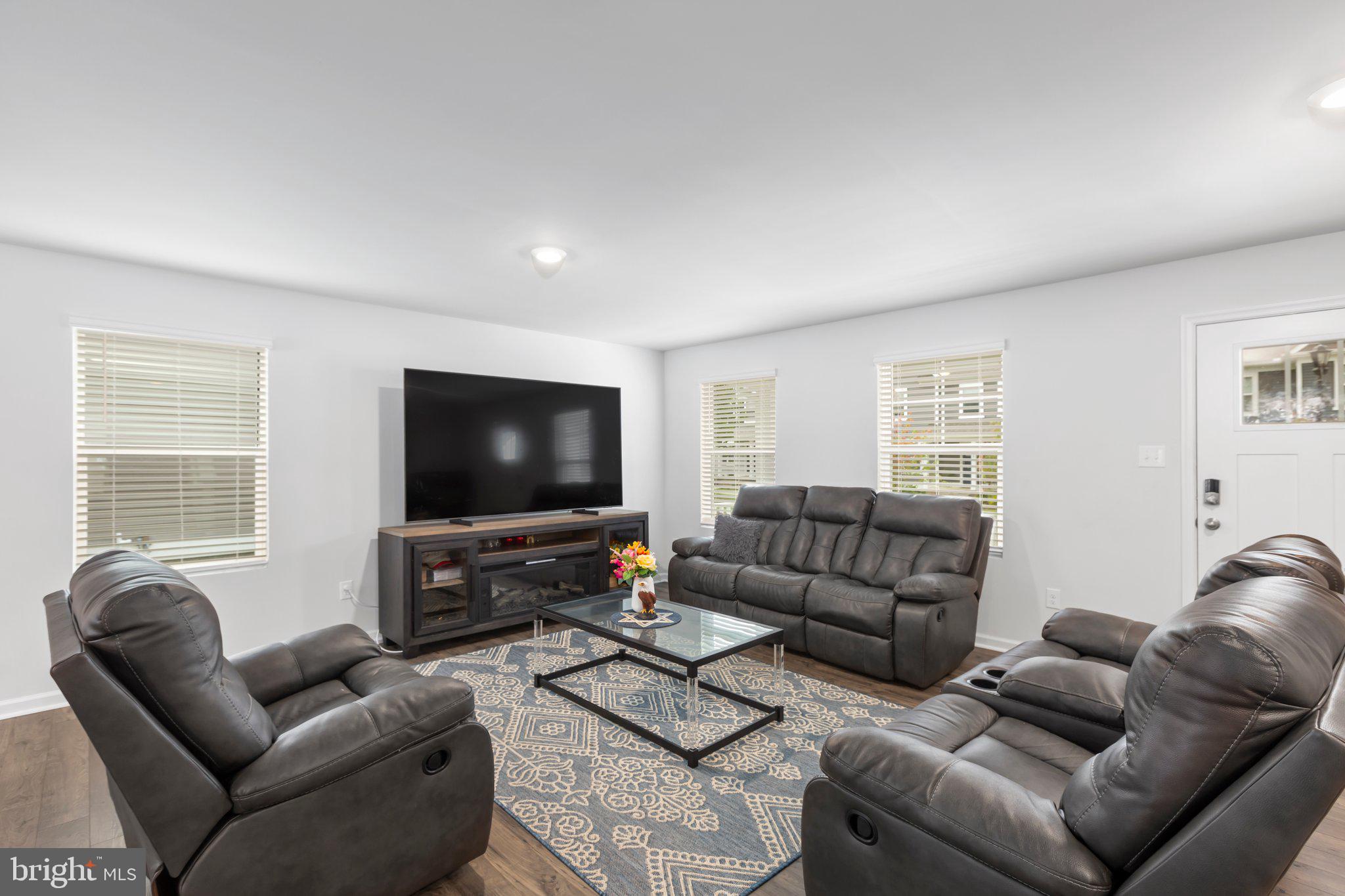 7134 JOHN MARSHALL MEWS