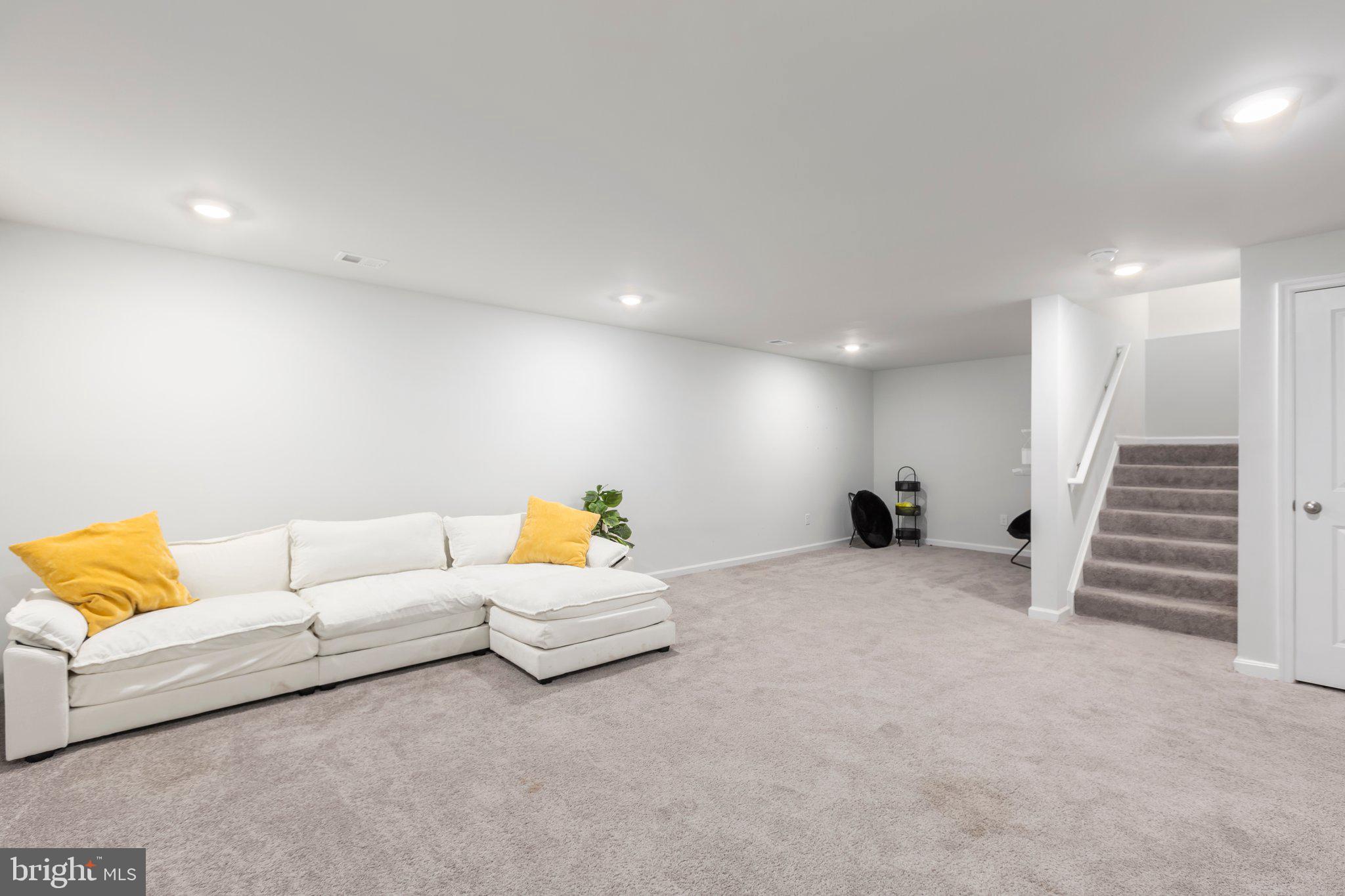 7134 JOHN MARSHALL MEWS