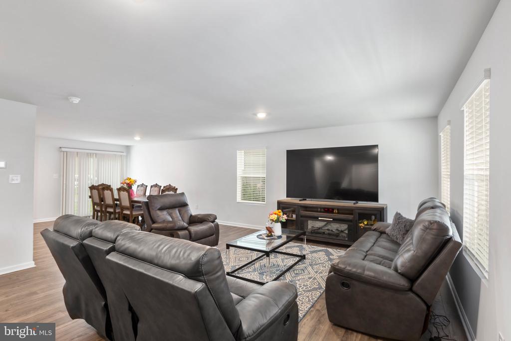 7134 JOHN MARSHALL MEWS