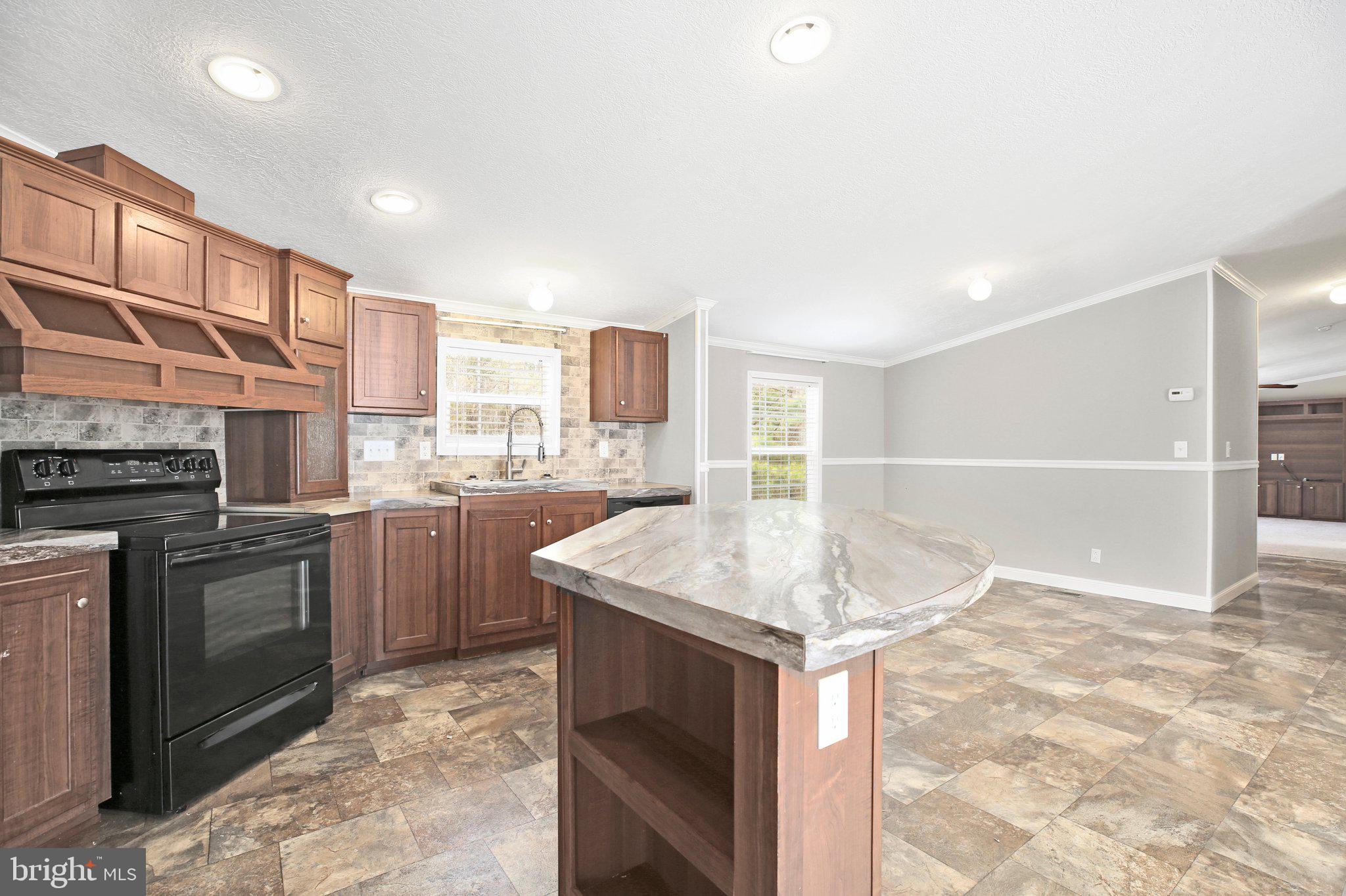 14247 Stonewall Jackson Rd