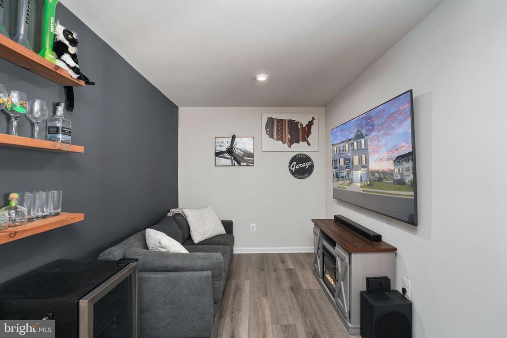 7200 SENATE WAY