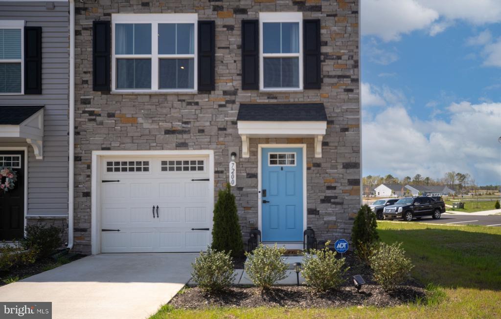 7200 SENATE WAY