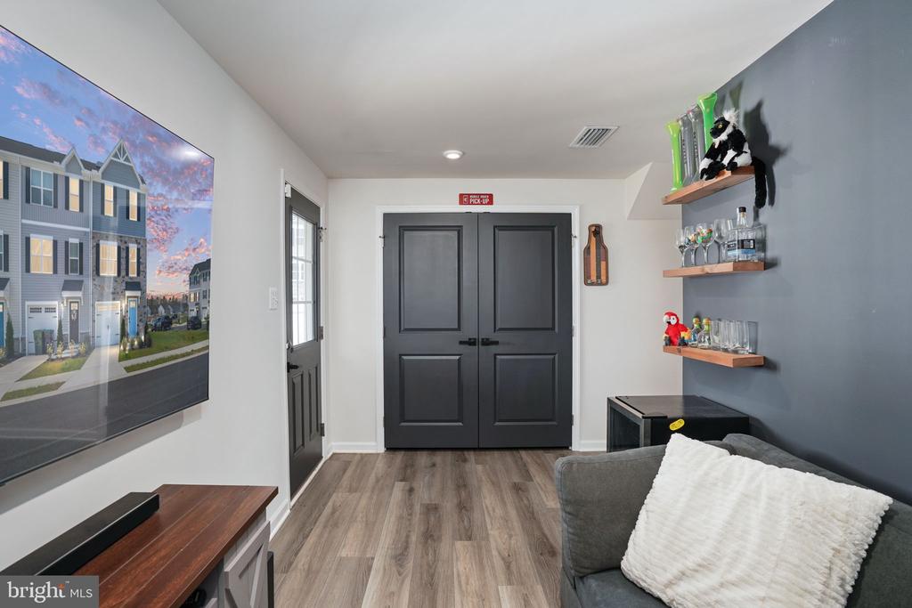 7200 SENATE WAY