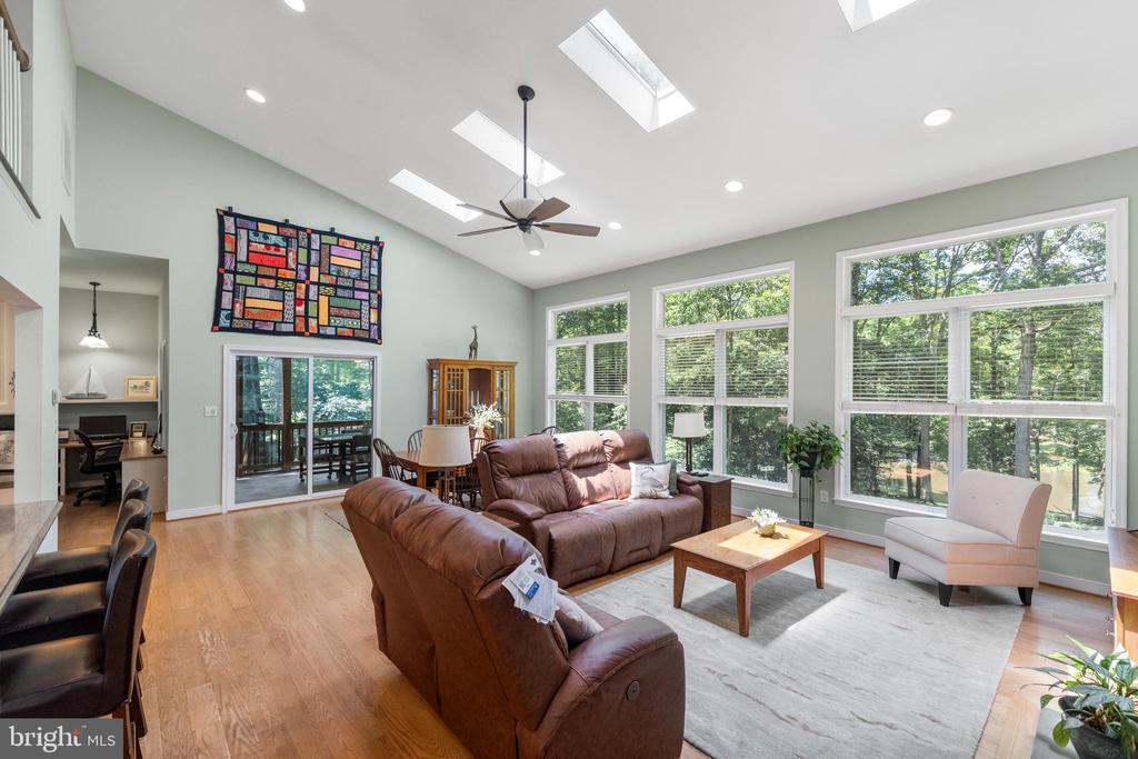 210 LAKE CAROLINE DRIVE