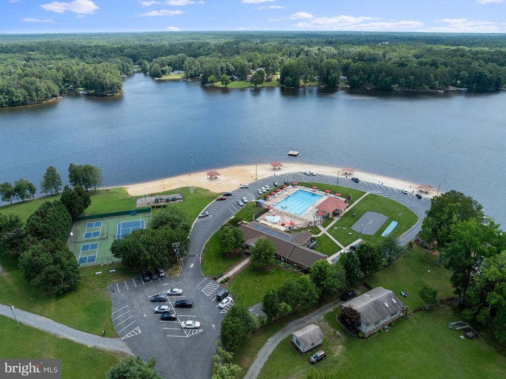 210 LAKE CAROLINE DRIVE