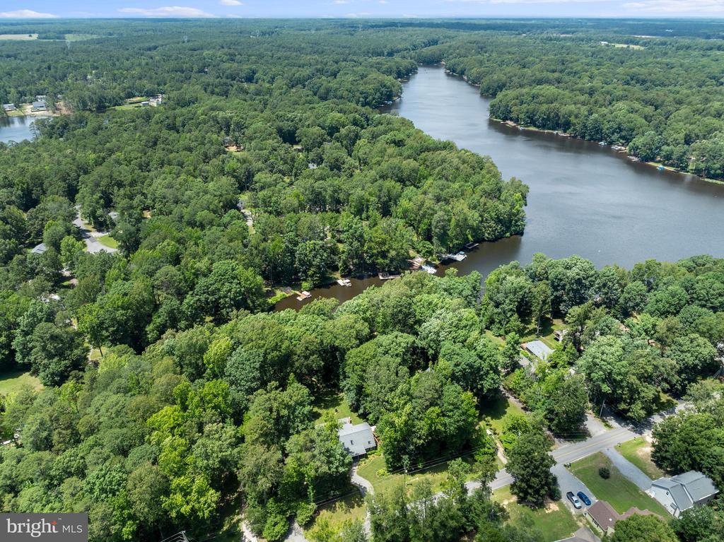 210 LAKE CAROLINE DRIVE