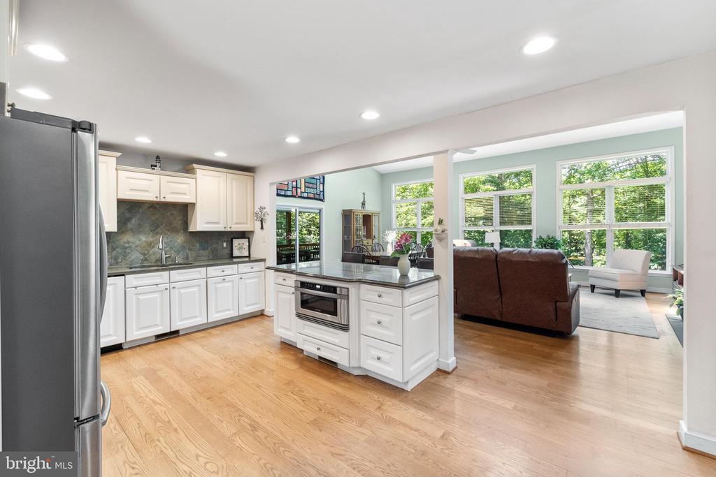 210 LAKE CAROLINE DRIVE