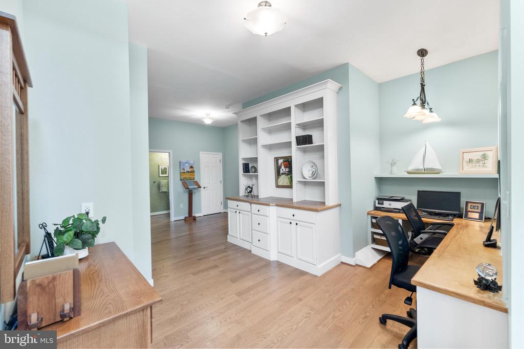 210 LAKE CAROLINE DRIVE